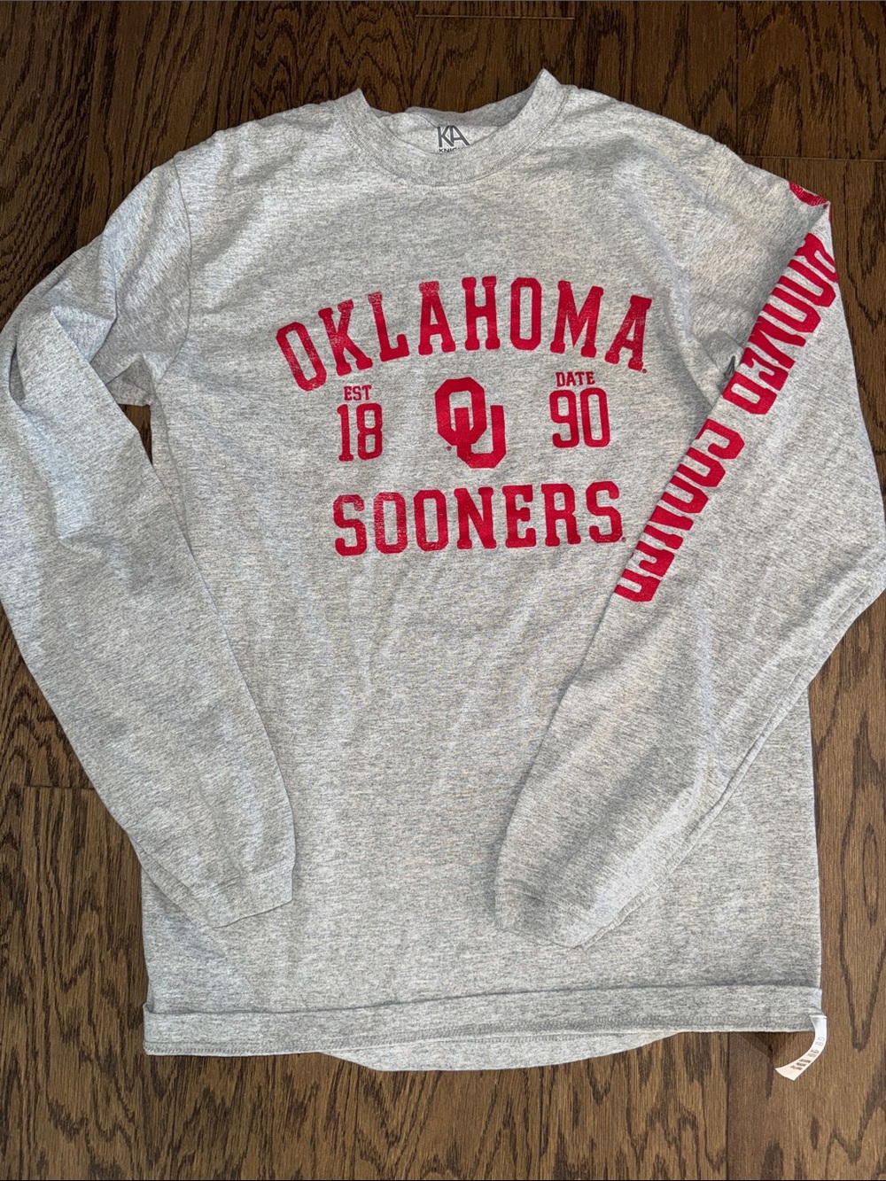 Gray Crewneck Sweatshirt with Red Oklahoma Sooners Print